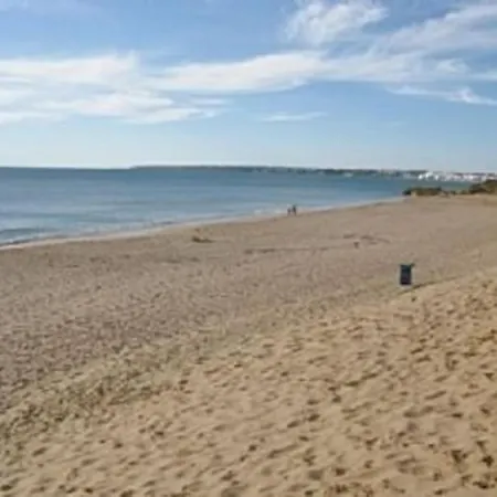 Blue Sea - Near Beach, Car Not Essential Lejlighed Guia (Faro)